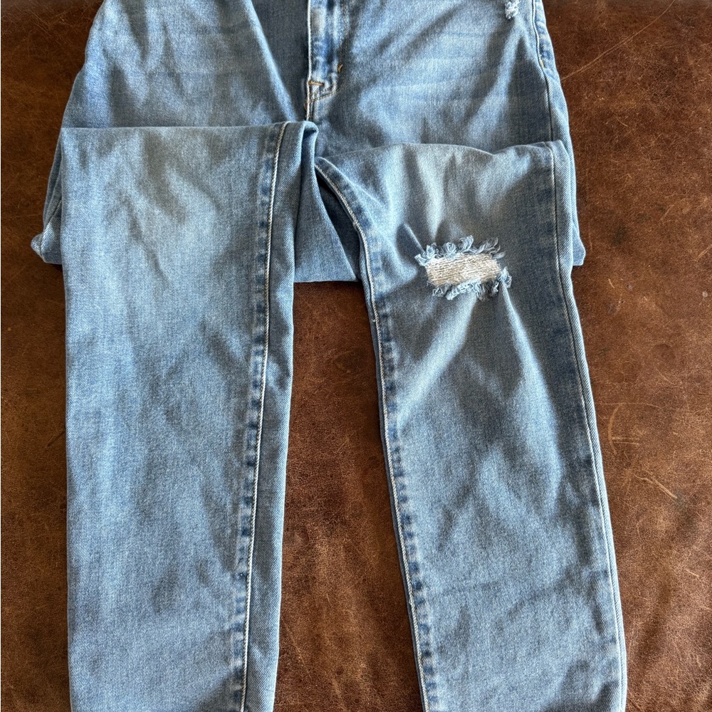 Current Elliot Bootcut Highrise Jeans with Distressed Knee